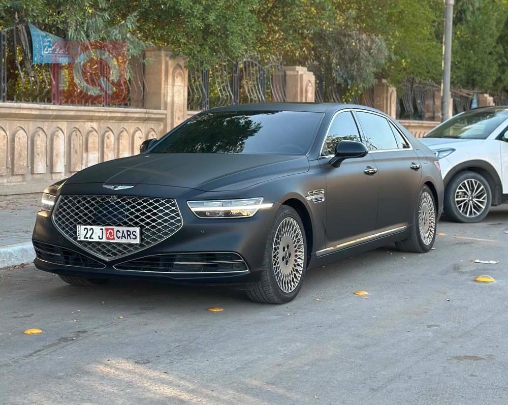 جنسس G90